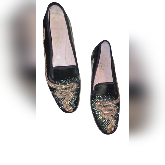 Donald And Lisa Signature Green Velevet Snake Loafers - Picture 6 of 12